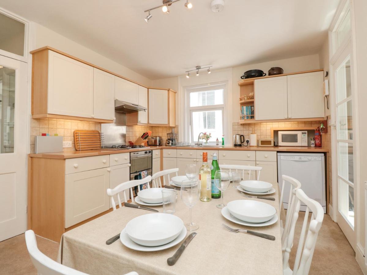 29B Lower Street Dartmouth Bagian luar foto